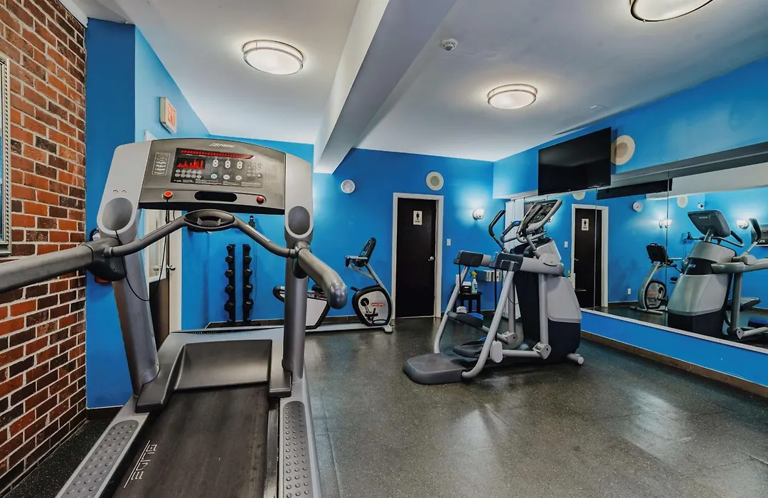 Surestay Plus By Best Western Coquitlam-1