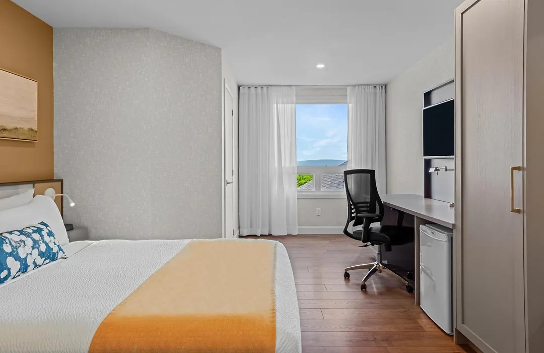 Days Inn By Wyndham Riviere-Du-Loup-1