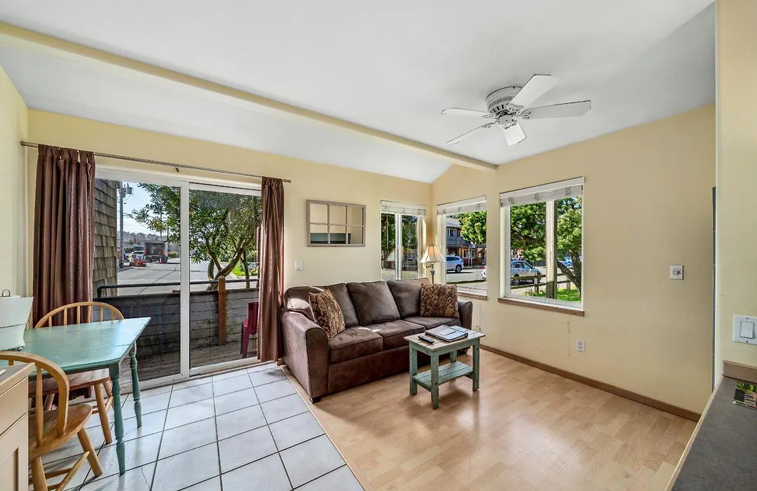The Inn At Manzanita-1