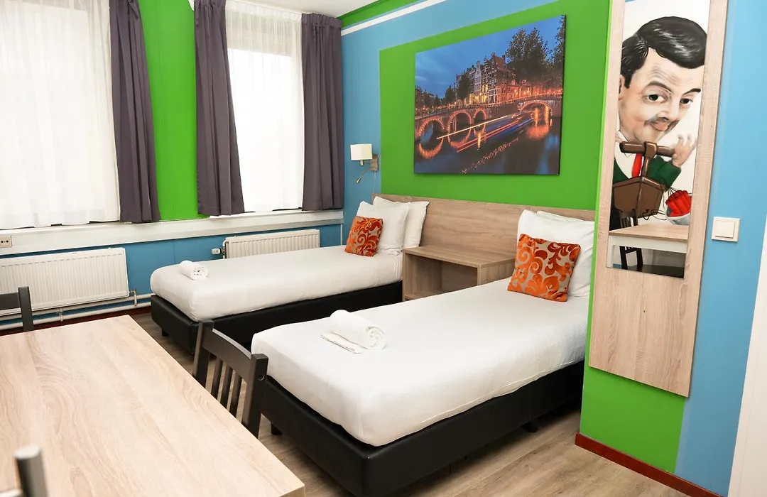 Amsterdam Teleport Hotel - Free Parking-1