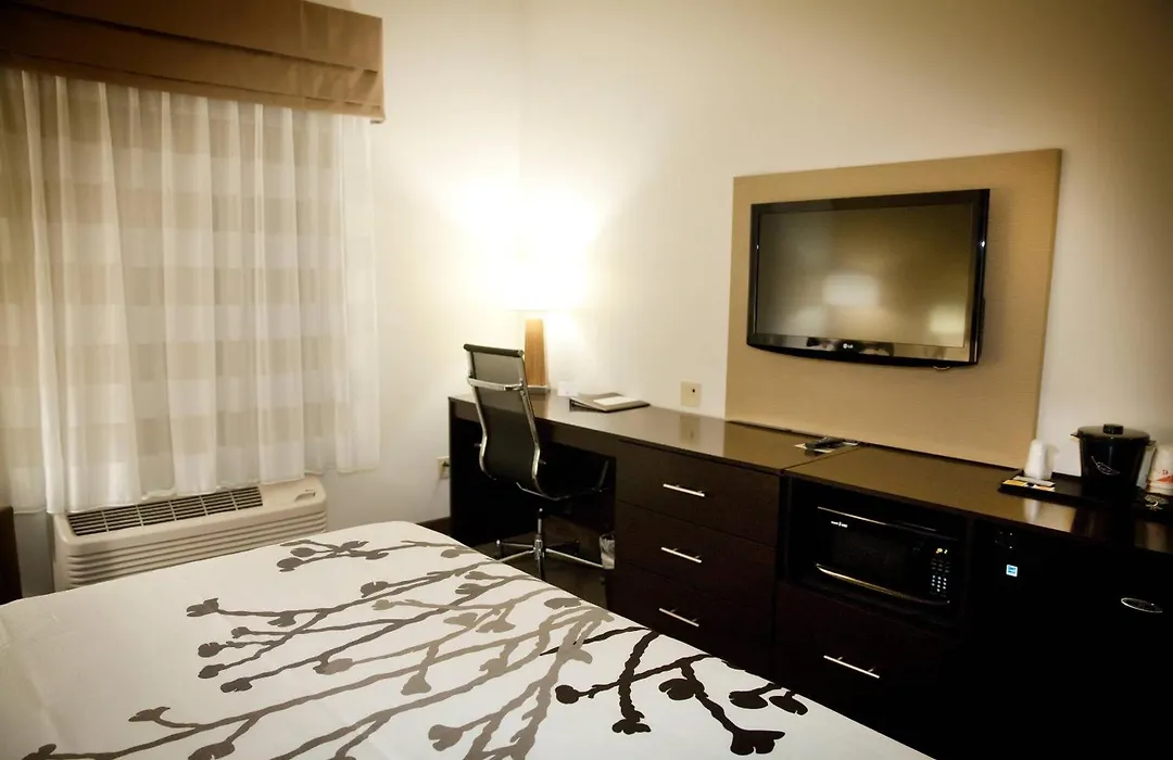 Sleep Inn & Suites Moundsville - Wheeling-1