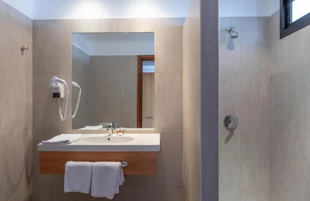 Kabila Hotel & Spa-1