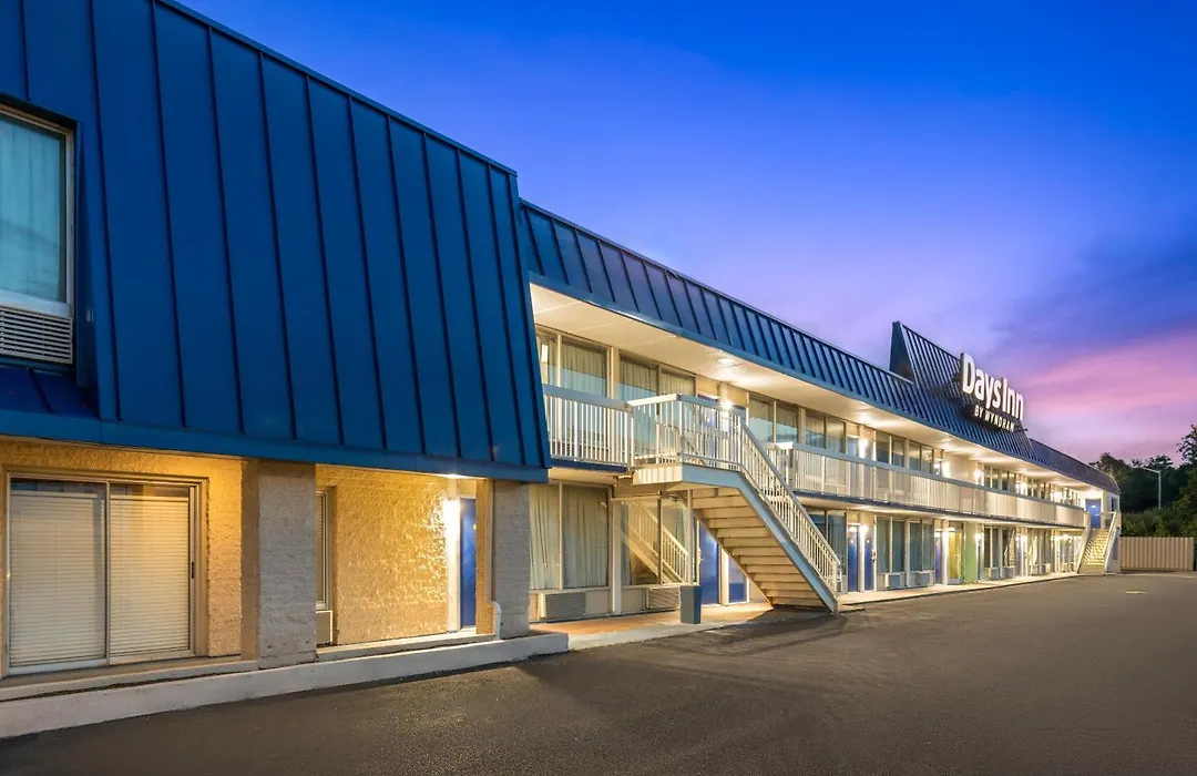 Days Inn By Wyndham Harrisonburg-1