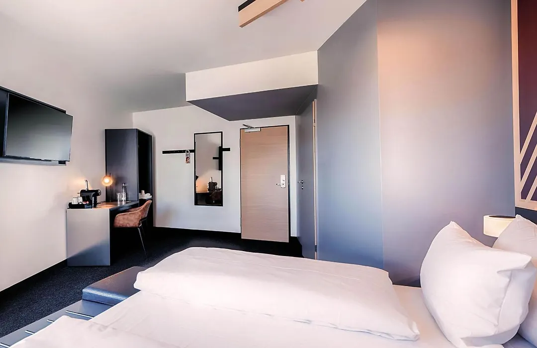 B&B Hotel Berlin-Airport-1