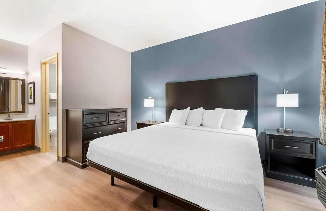 Extended Stay America Suites - Indianapolis - Airport - W Southern Ave-1
