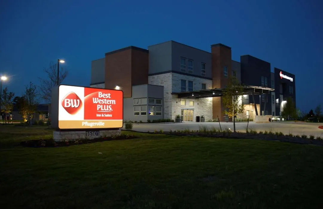 Best Western Plus Pflugerville Inn & Suites-1