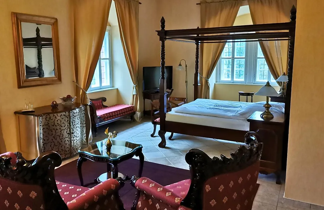 Hotel & Spa Wasserschloss Westerburg-1