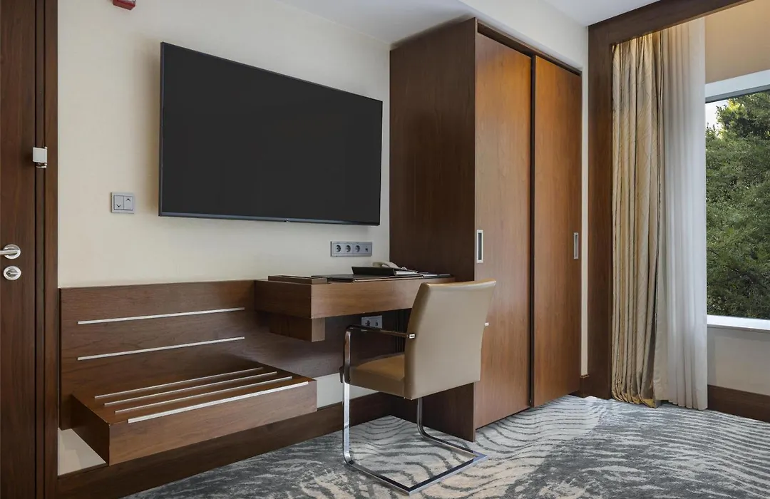 Conrad Istanbul Bosphorus-1