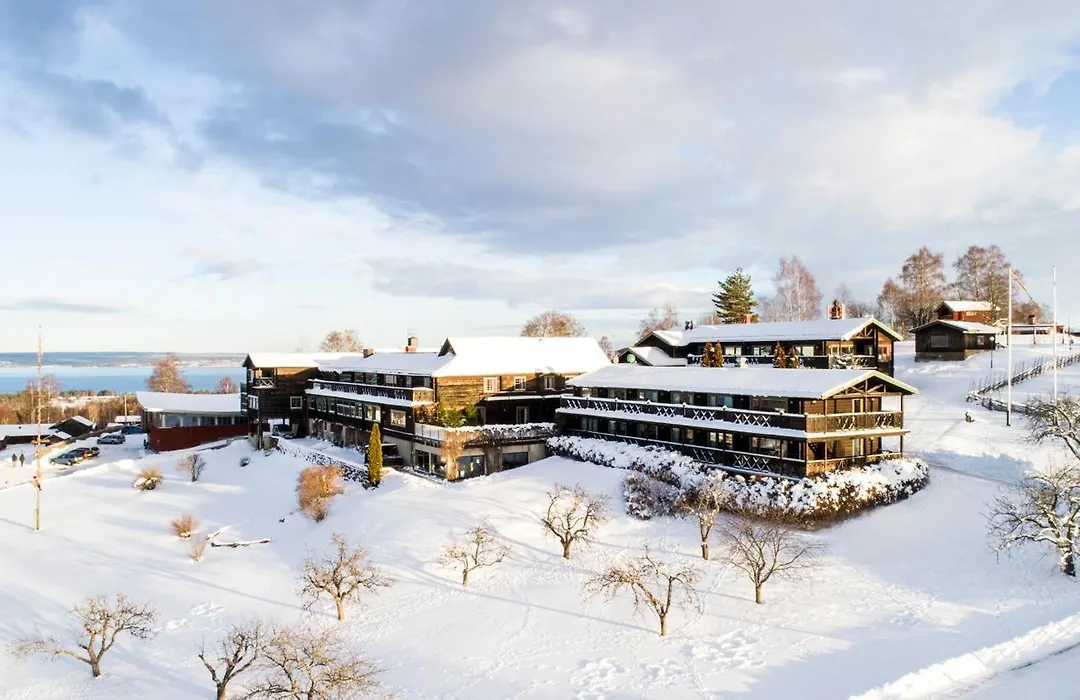 Green Hotel-1