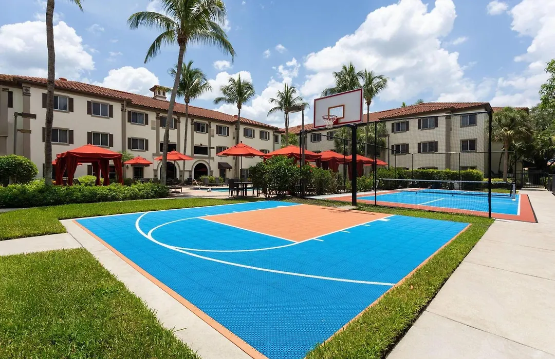 Hawthorn Extended Stay By Wyndham Naples-1