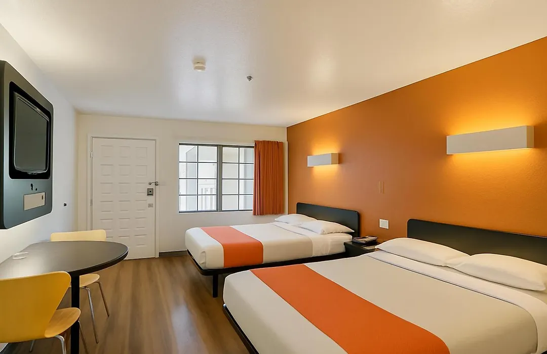 Motel 6-Thousand Oaks, Ca-1