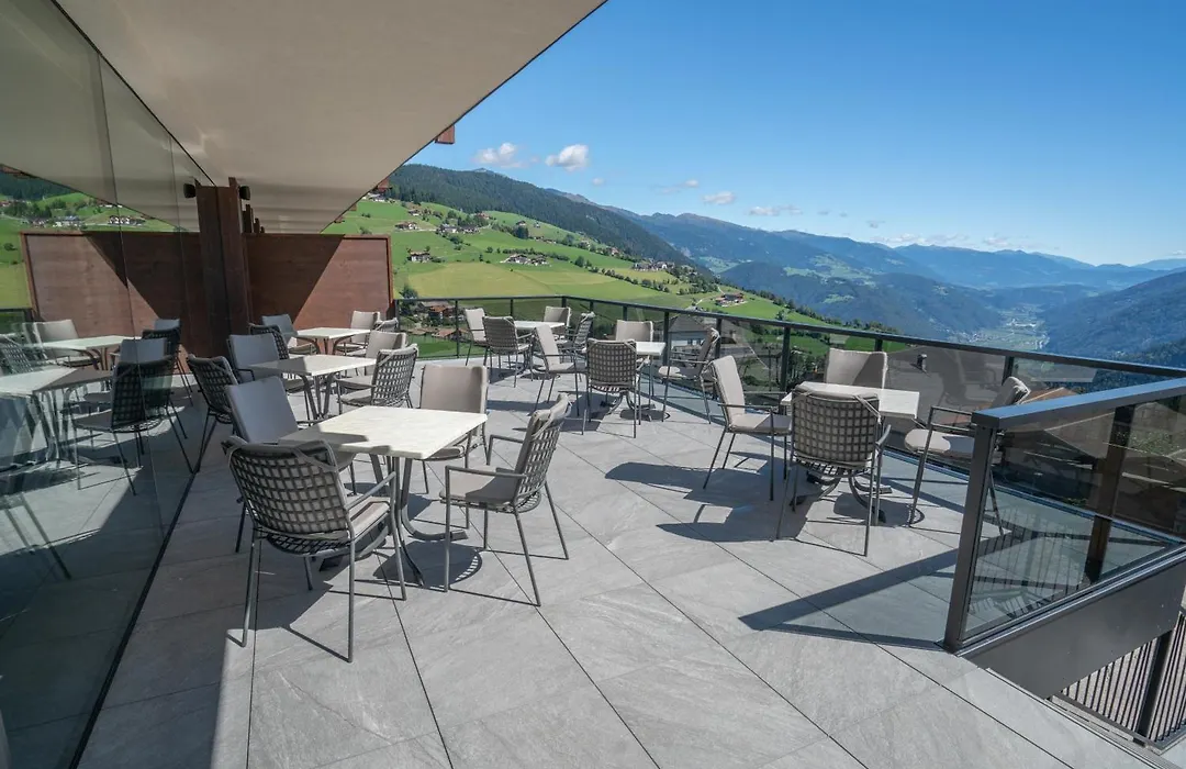 Hotel Purvita - Ski In Ski Out - Infinity Pool-1