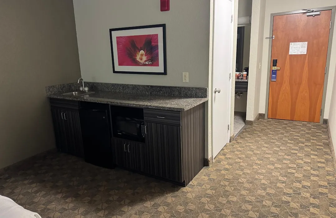 Comfort Inn Huntington Near University Area-1