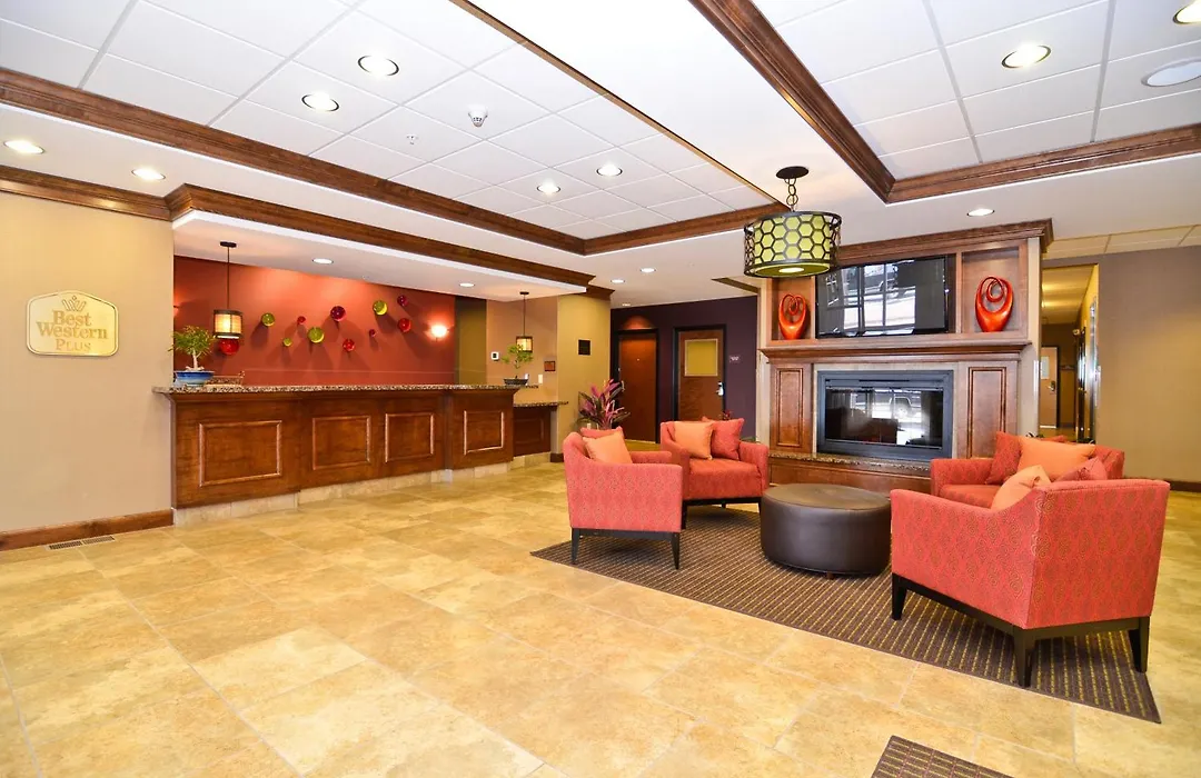 Best Western Plus Carousel Inn & Suites Burlington-1