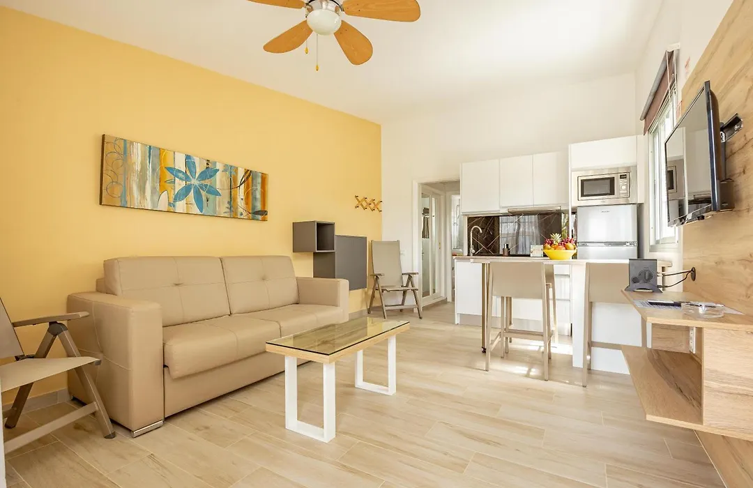 Vista Verde - Adults Only-1