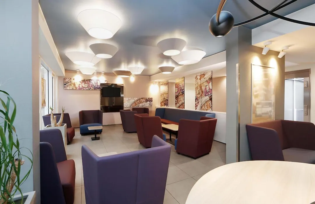 B&B Hotel Berlin Alexanderplatz-1