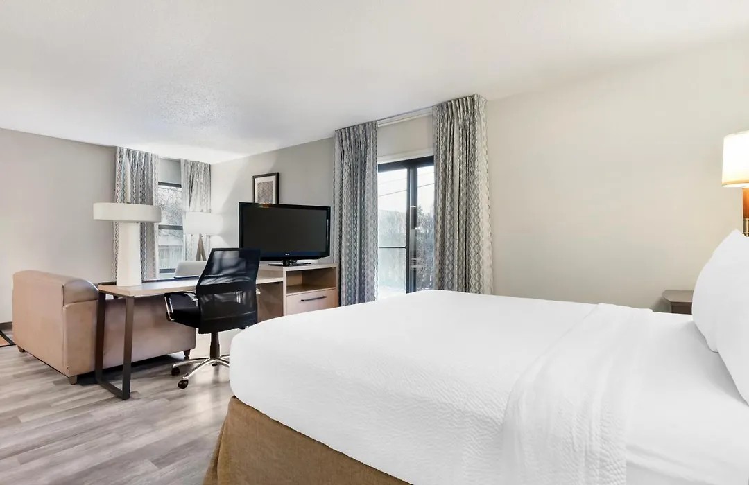 Mainstay Suites St Louis - Galleria-1