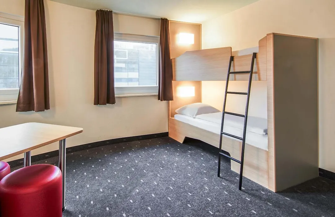 B&B Hotel Wuerzburg-City-1