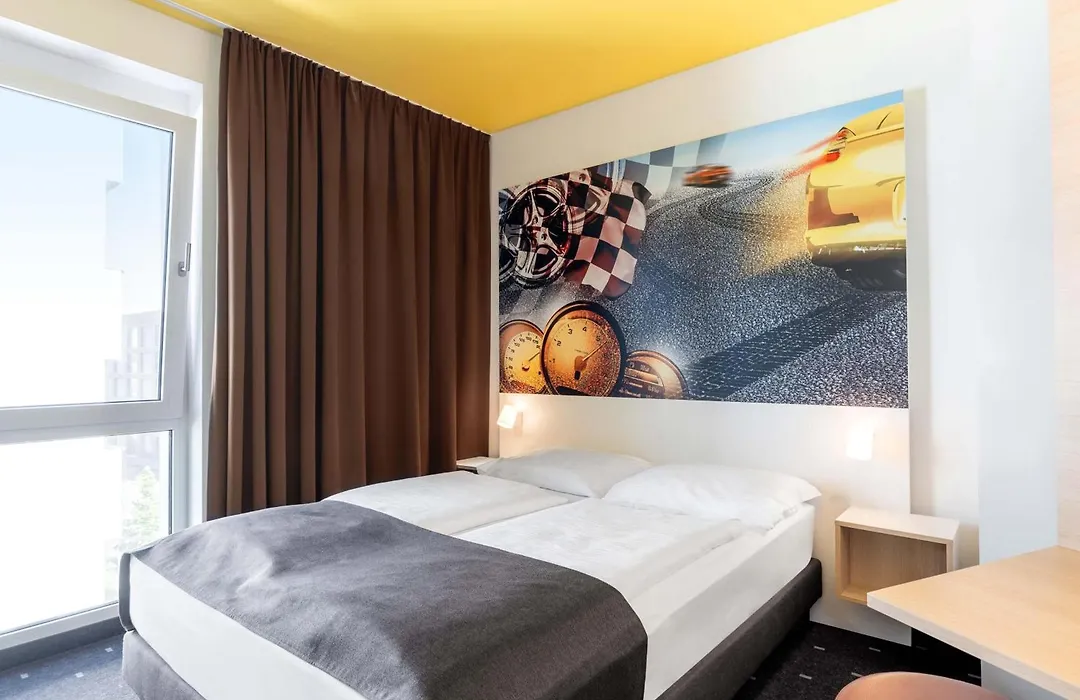 B&B Hotel Stuttgart-Zuffenhausen-1