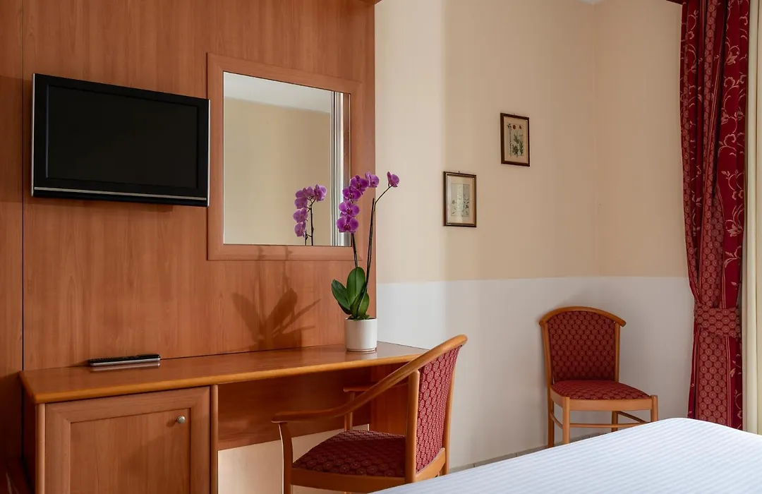 Hotel Regina-1
