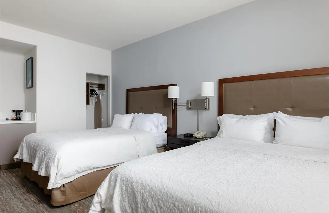 Hampton Inn & Suites Palmdale-1