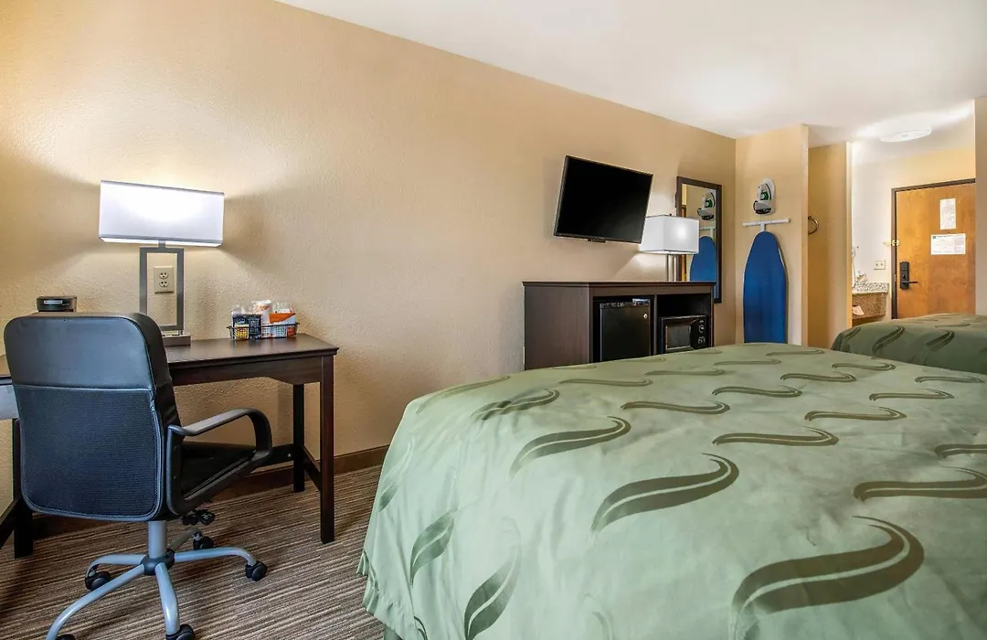 Quality Inn & Suites Brandenburg - Fort Knox-1