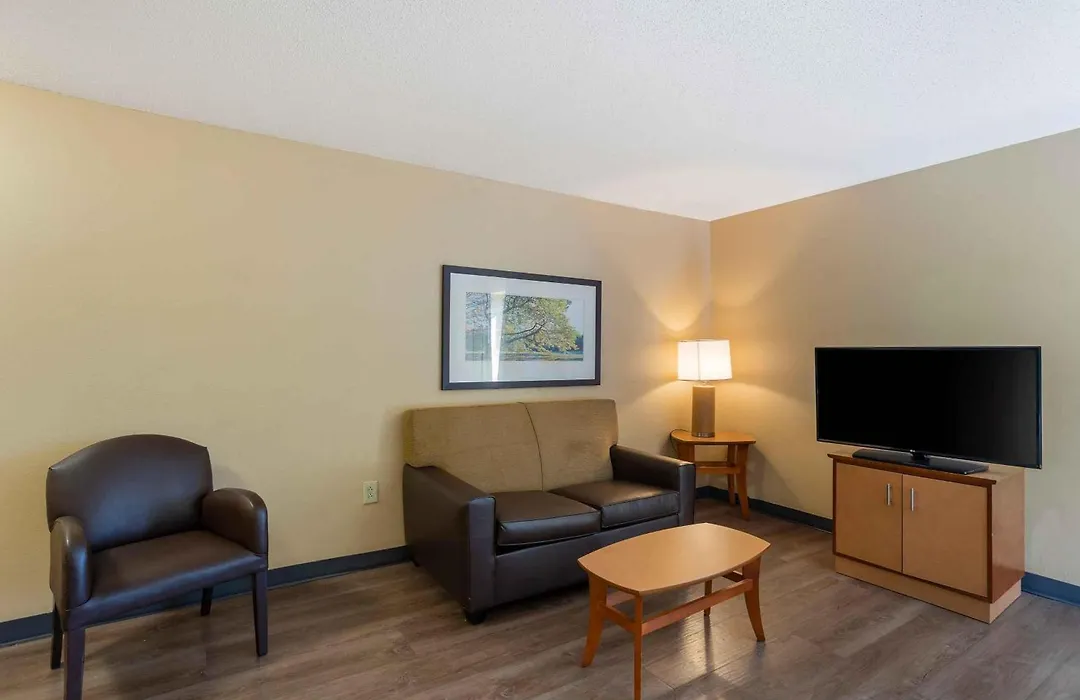 Extended Stay America Suites - Philadelphia - Airport - Bartram Ave-1
