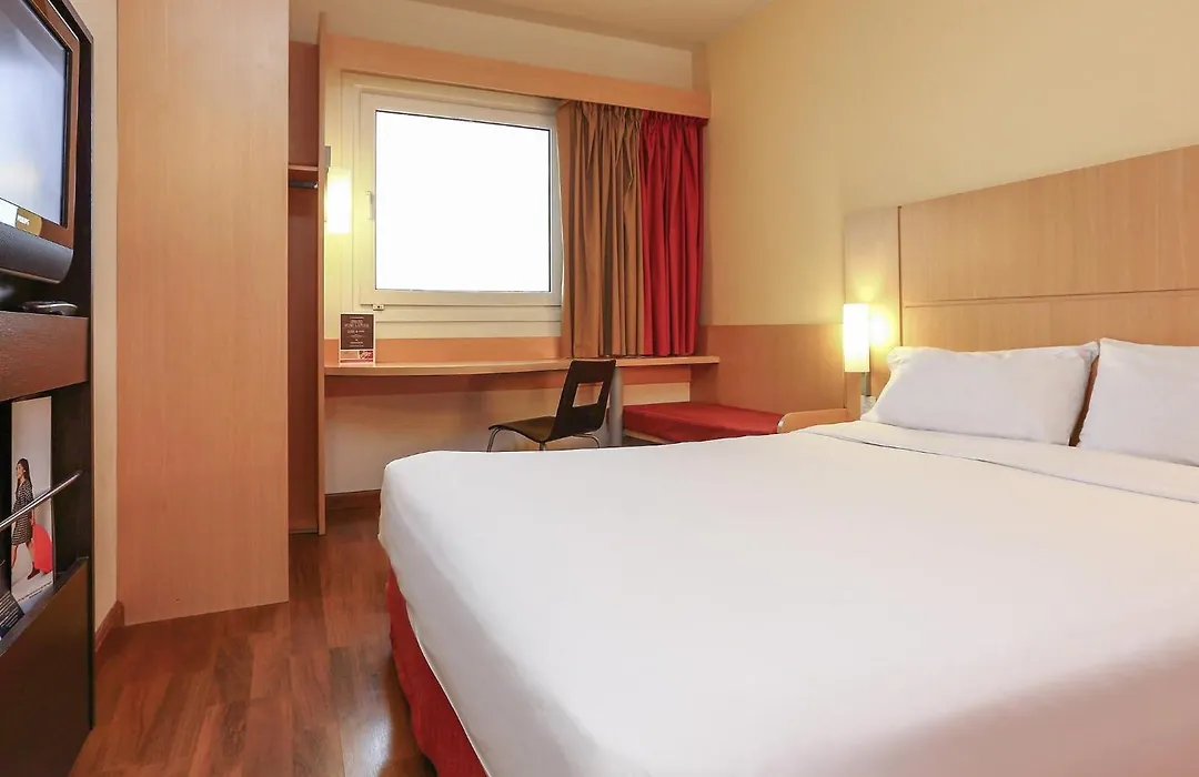 Ibis Buenos Aires Obelisco-1