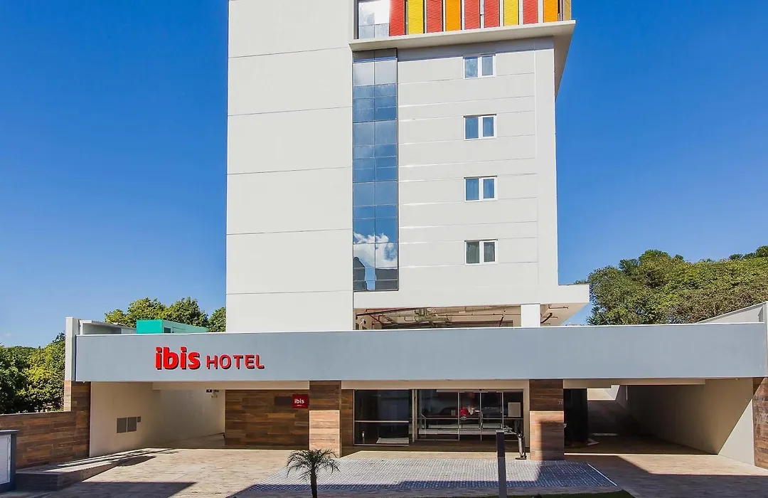 Ibis Erechim-1