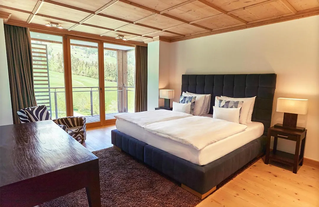 Kempinski Hotel Das Tirol-1