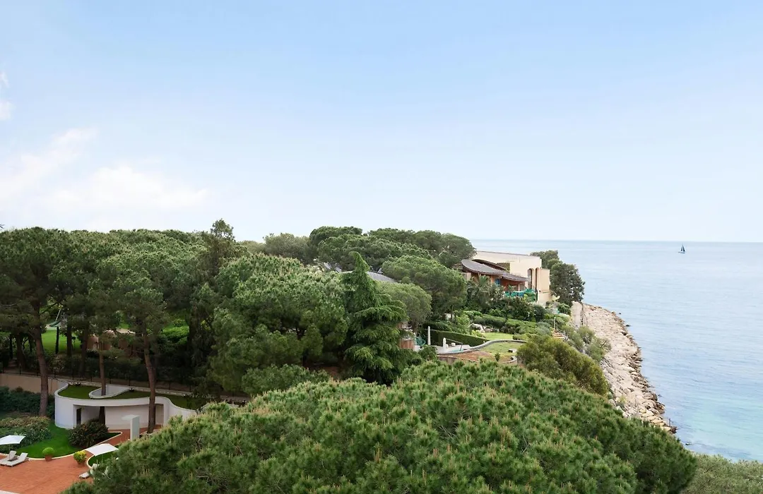 Le Meridien Beach Plaza-1