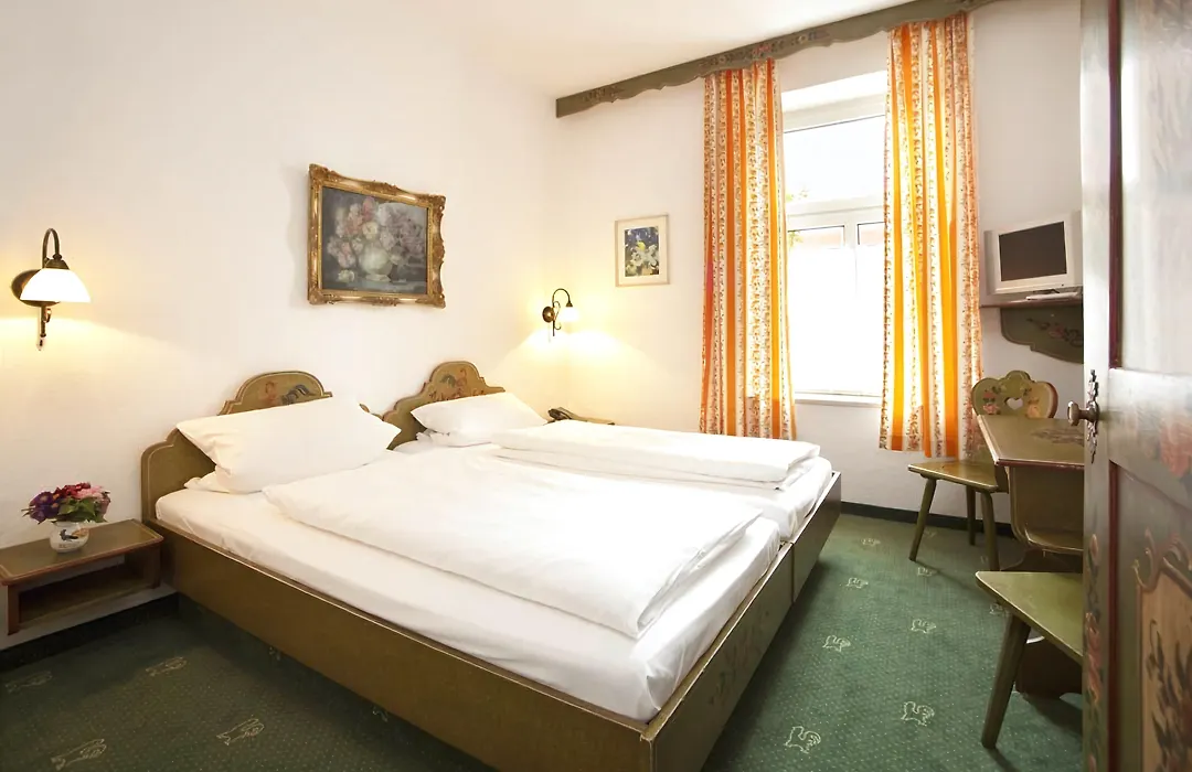 Hotel Hahn-1