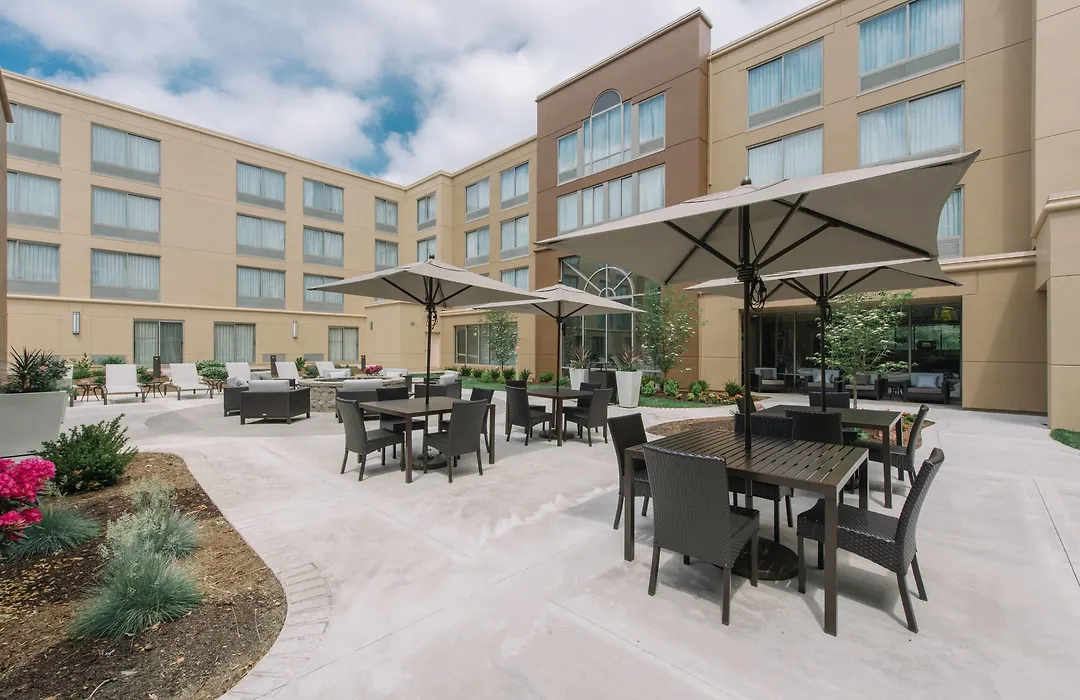 Courtyard By Marriott Nashua-1