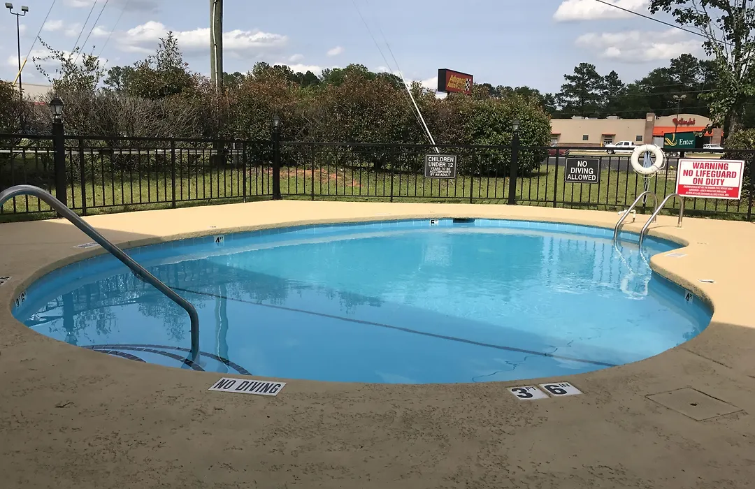Quality Inn Raeford-1