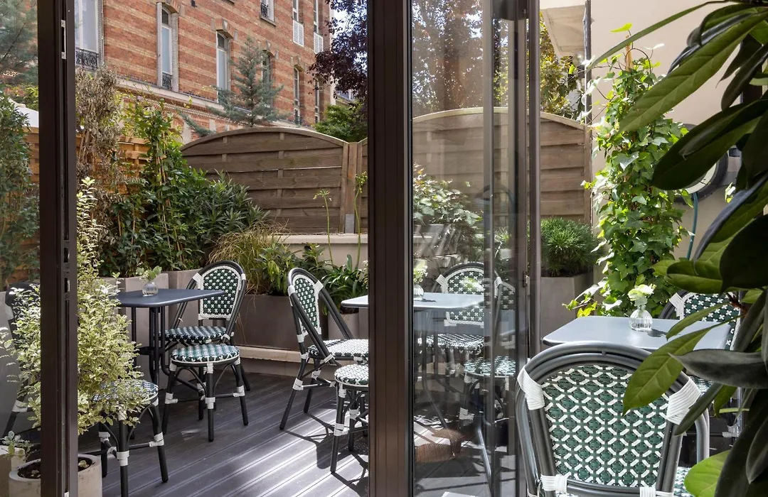 Hôtel Toujours&Spa-1