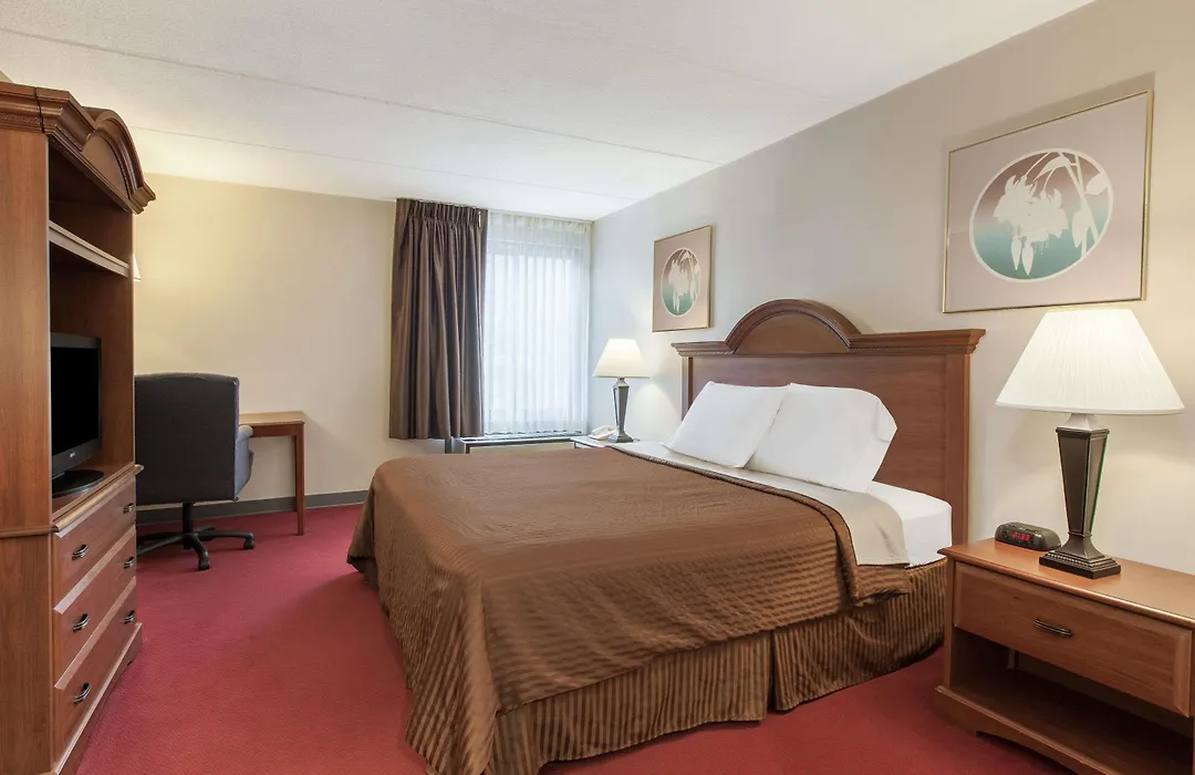 Rodeway Inn Little Falls-1
