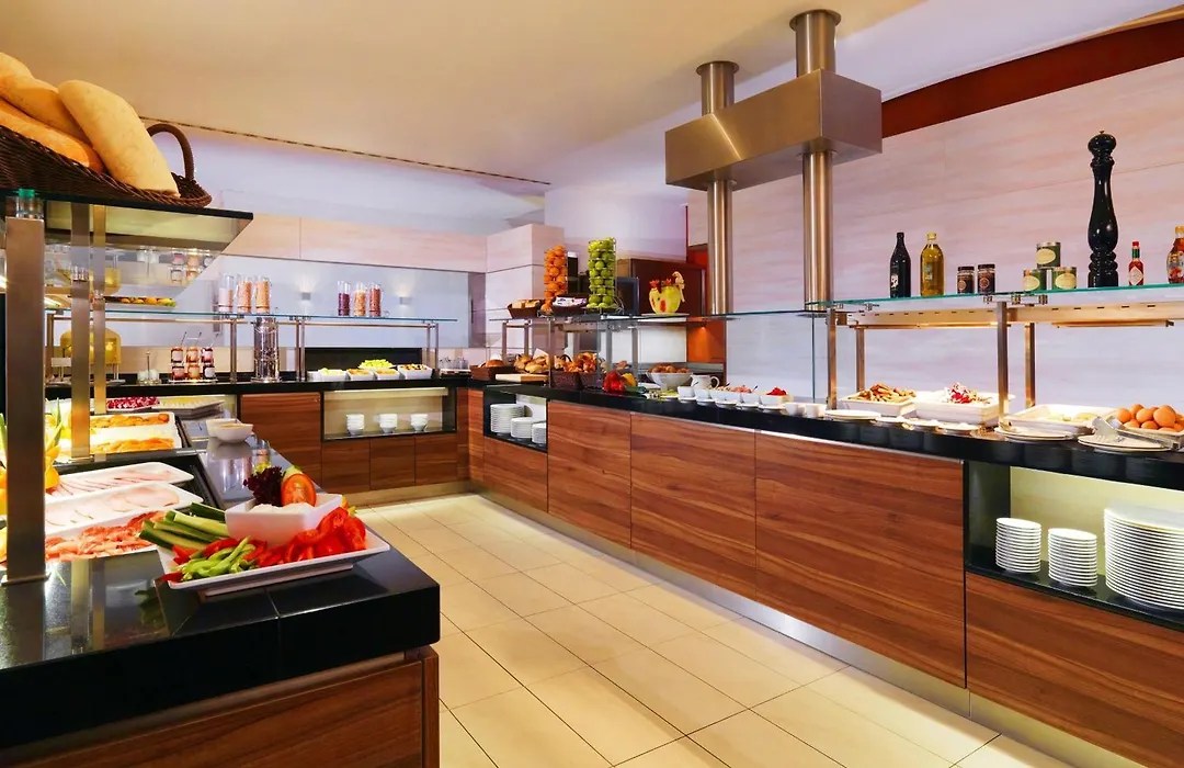 Sheraton Duesseldorf Airport Hotel-1