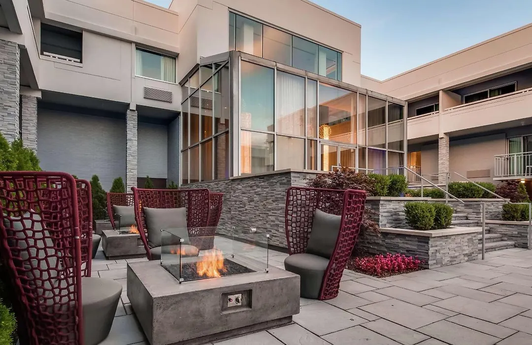 The Kingsley Bloomfield Hills - A Doubletree By Hilton-1
