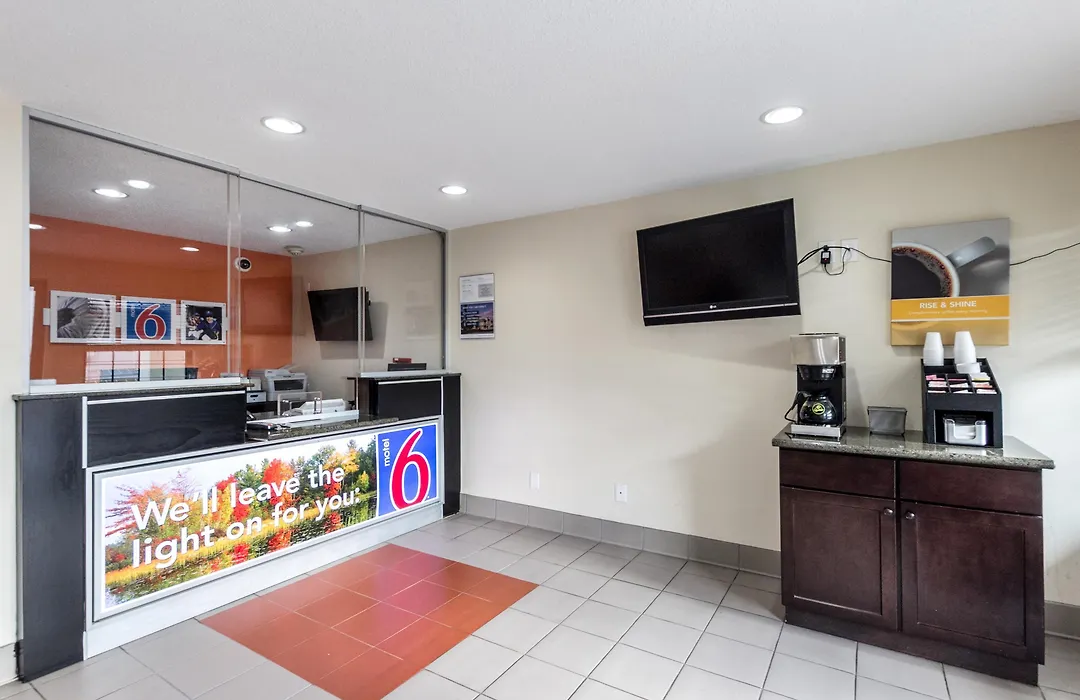 Motel 6 New Brunswick-1