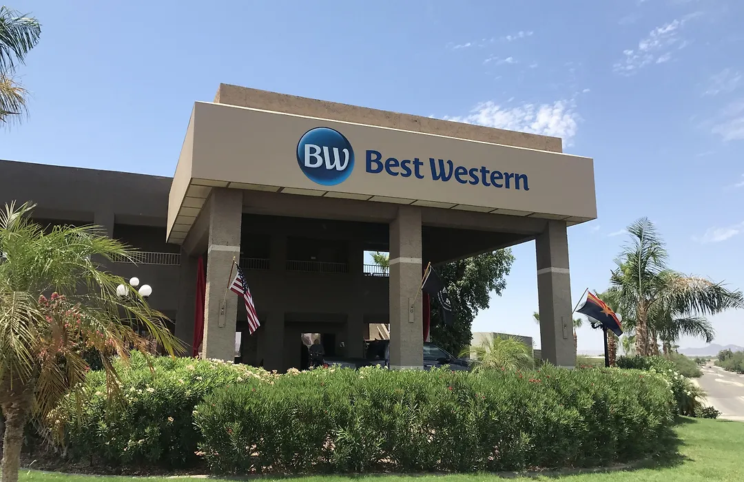 Best Western Yuma Mall Hotel & Suites-1