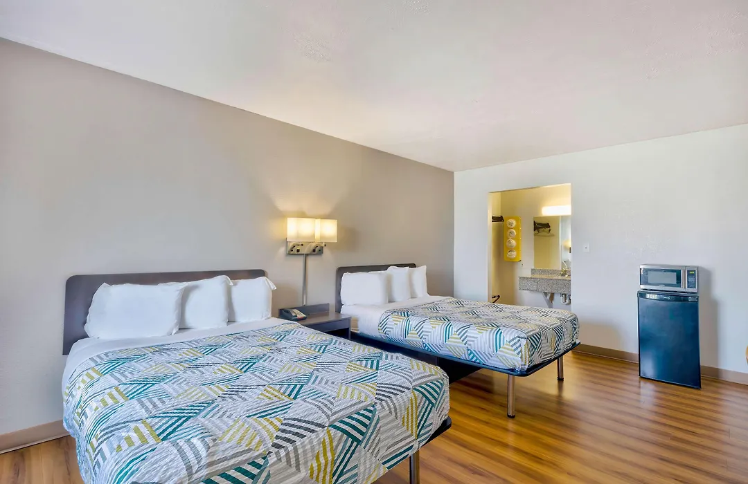 Motel 6-Mount Jackson, Va - Shenandoah-1