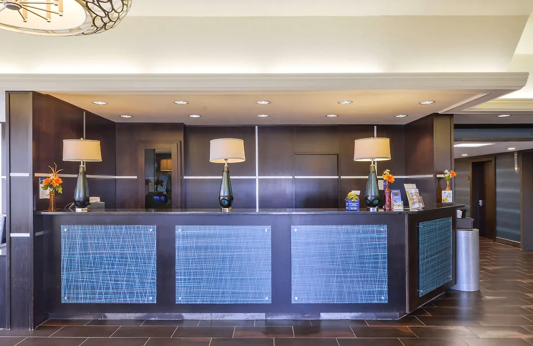 Best Western Plus Midwest Inn-1
