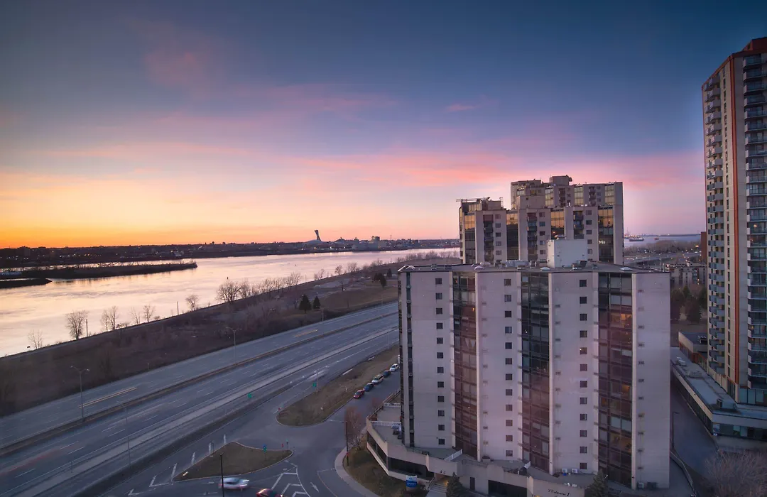 Sandman Hotel Montreal - Longueuil-1