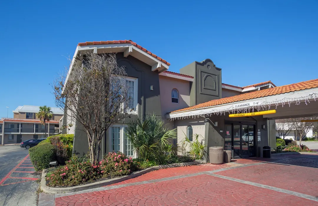 Baymont By Wyndham Austin University Area-1