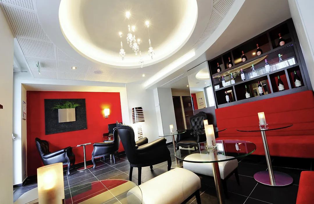 Mercure Paris Tour Eiffel Pont Mirabeau-1