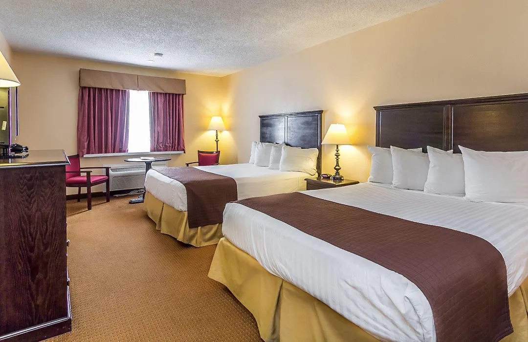 Baymont By Wyndham Kansas City Ku Medical Center-1