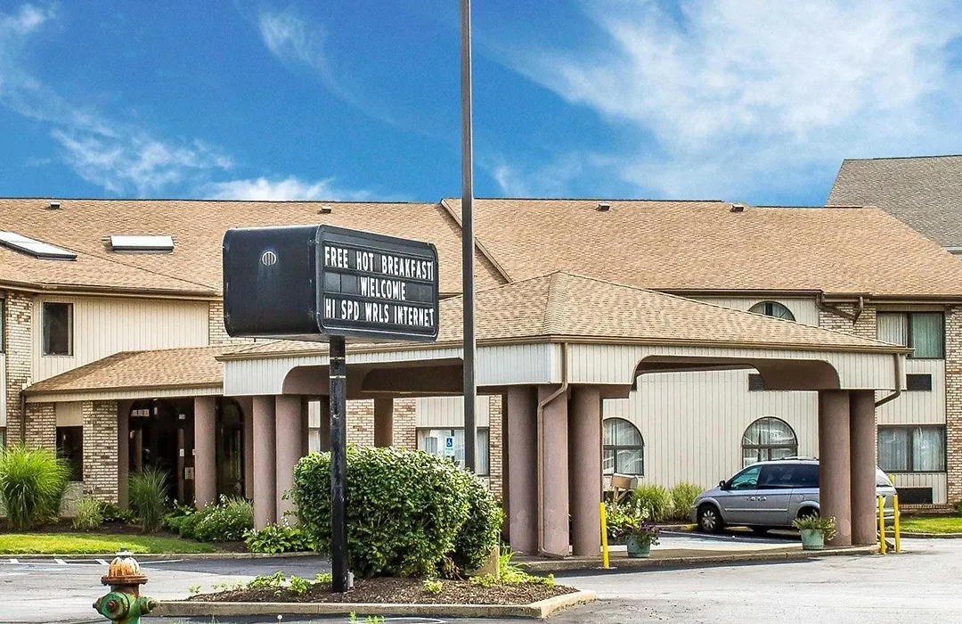 Quality Inn Elyria-1