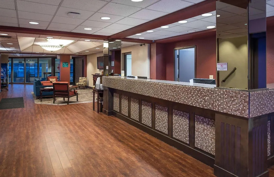 Ramada By Wyndham Downtown Spokane-1
