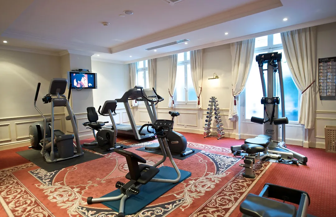Fraser Suites Le Claridge Champs-Elysées-1