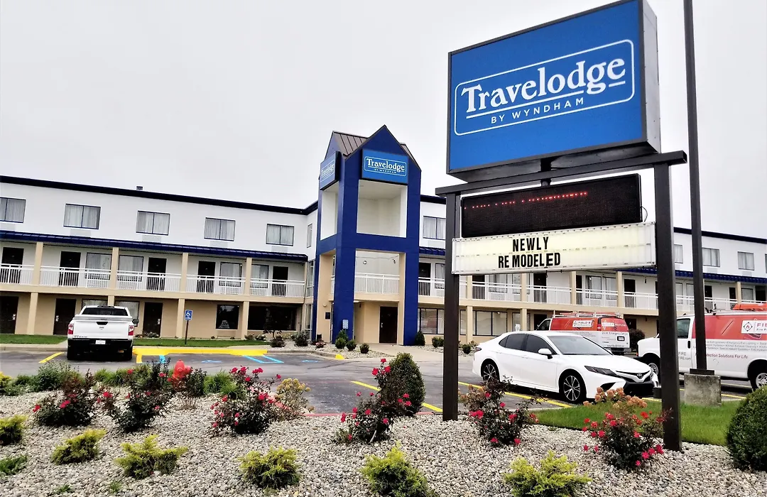 Travelodge By Wyndham Fort Wayne North-1